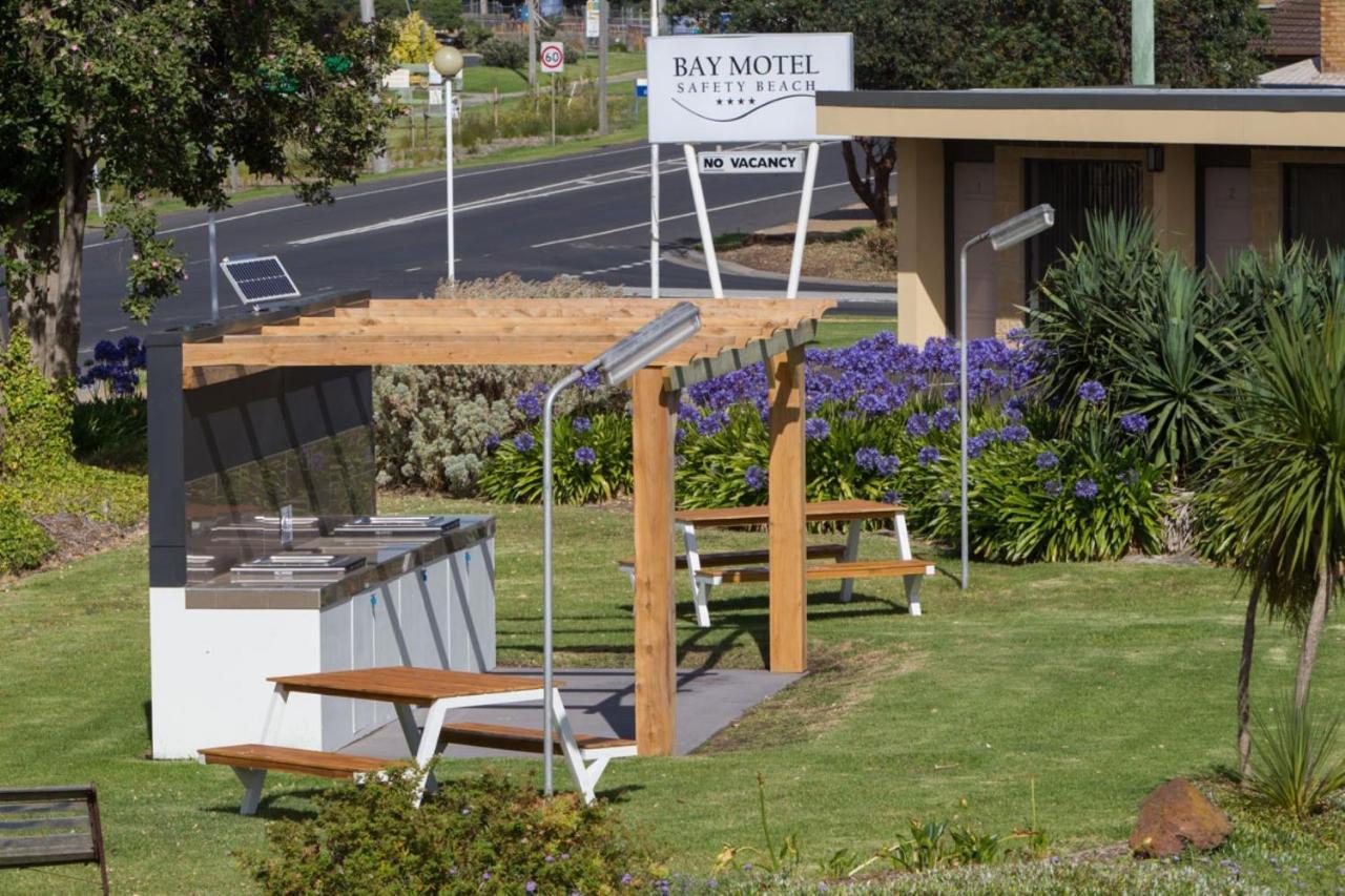 Bay Motel Safety Beach Bagian luar foto